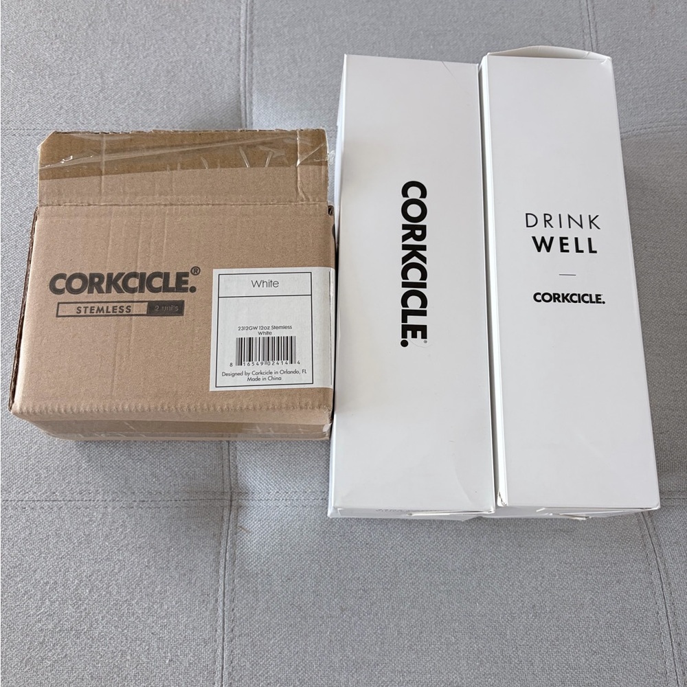 NWT Corkcicle Stemless 2 Wine Glasses and 2 25oz Canteens Packaged Sets